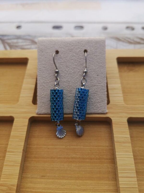 Boucle d'oreille circulaire bleu
